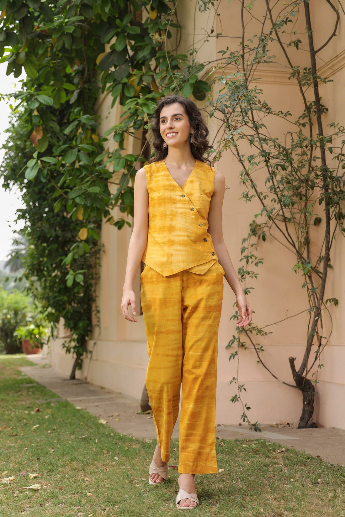 Mellow Yellow Vest Cotton Co-ord Set