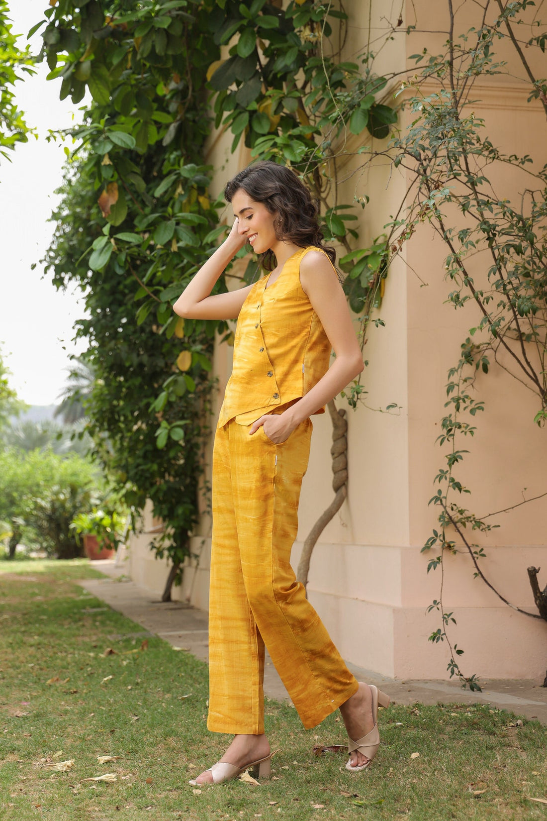 Mellow Yellow Vest Cotton Co-ord Set