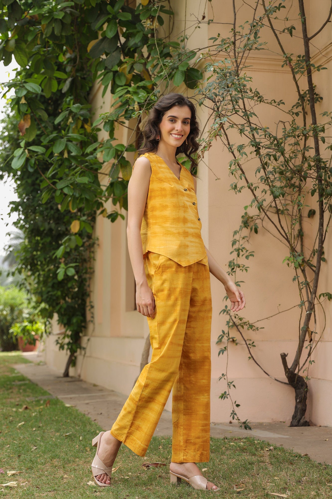 Mellow Yellow Vest Cotton Co-ord Set