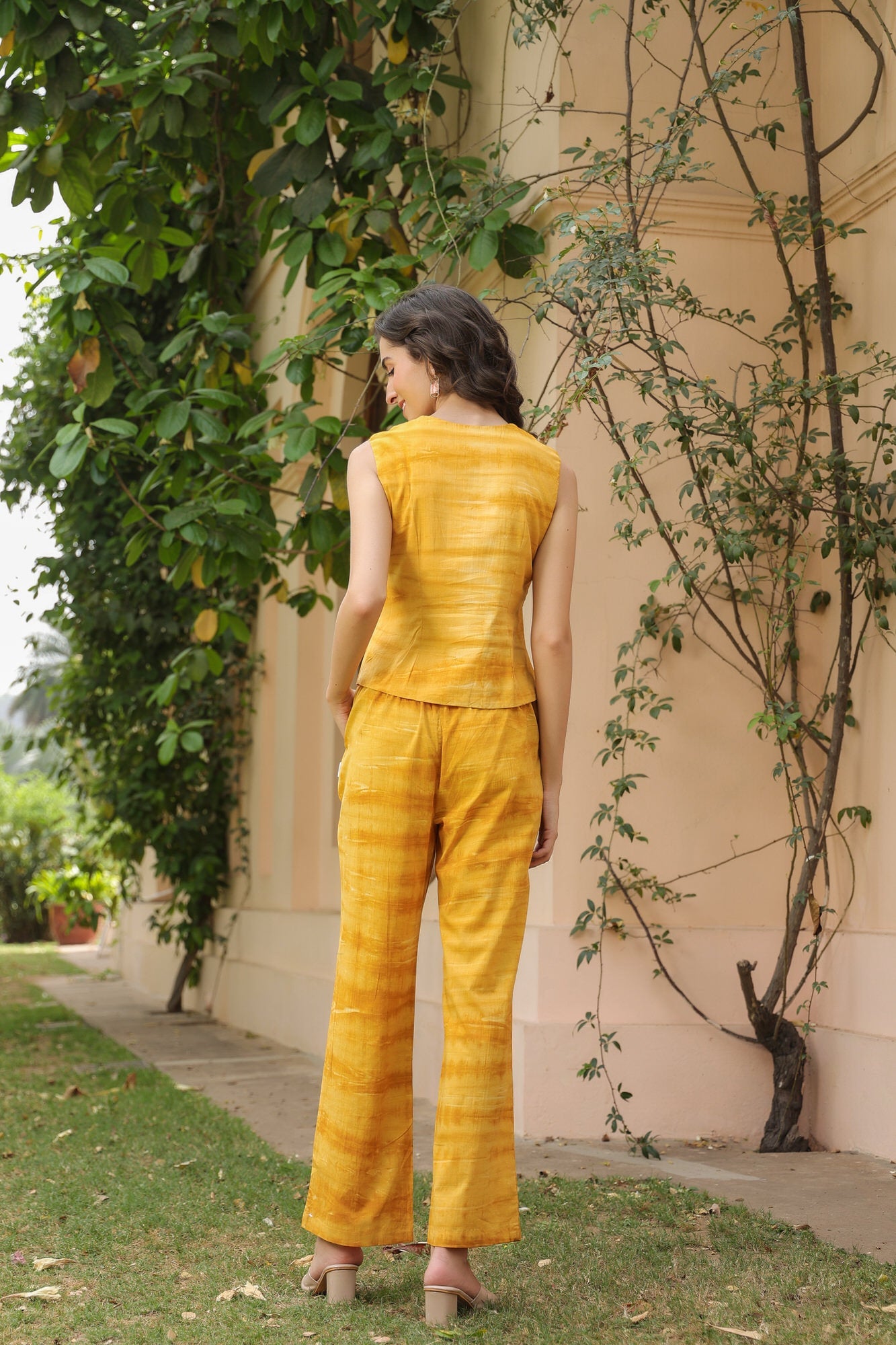 Mellow Yellow Vest Cotton Co-ord Set