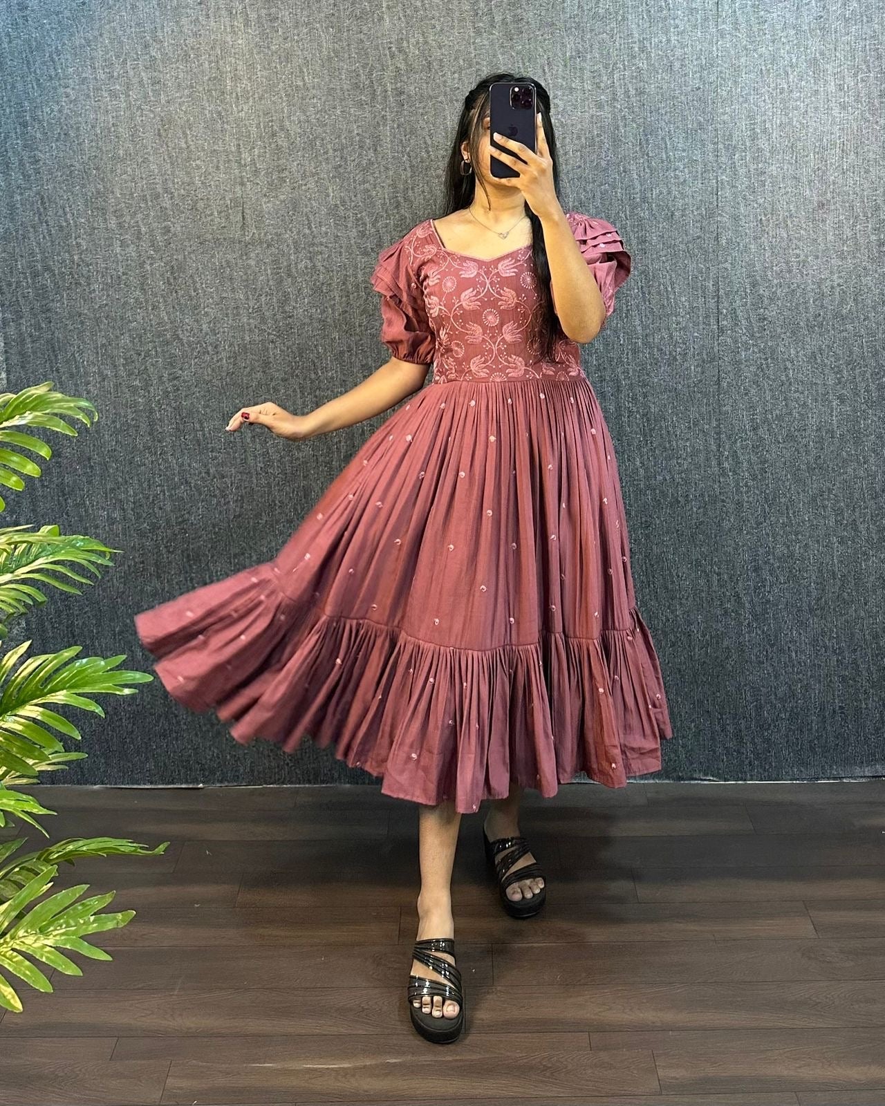 Cafe Gowns of Sundari work with unique style hands