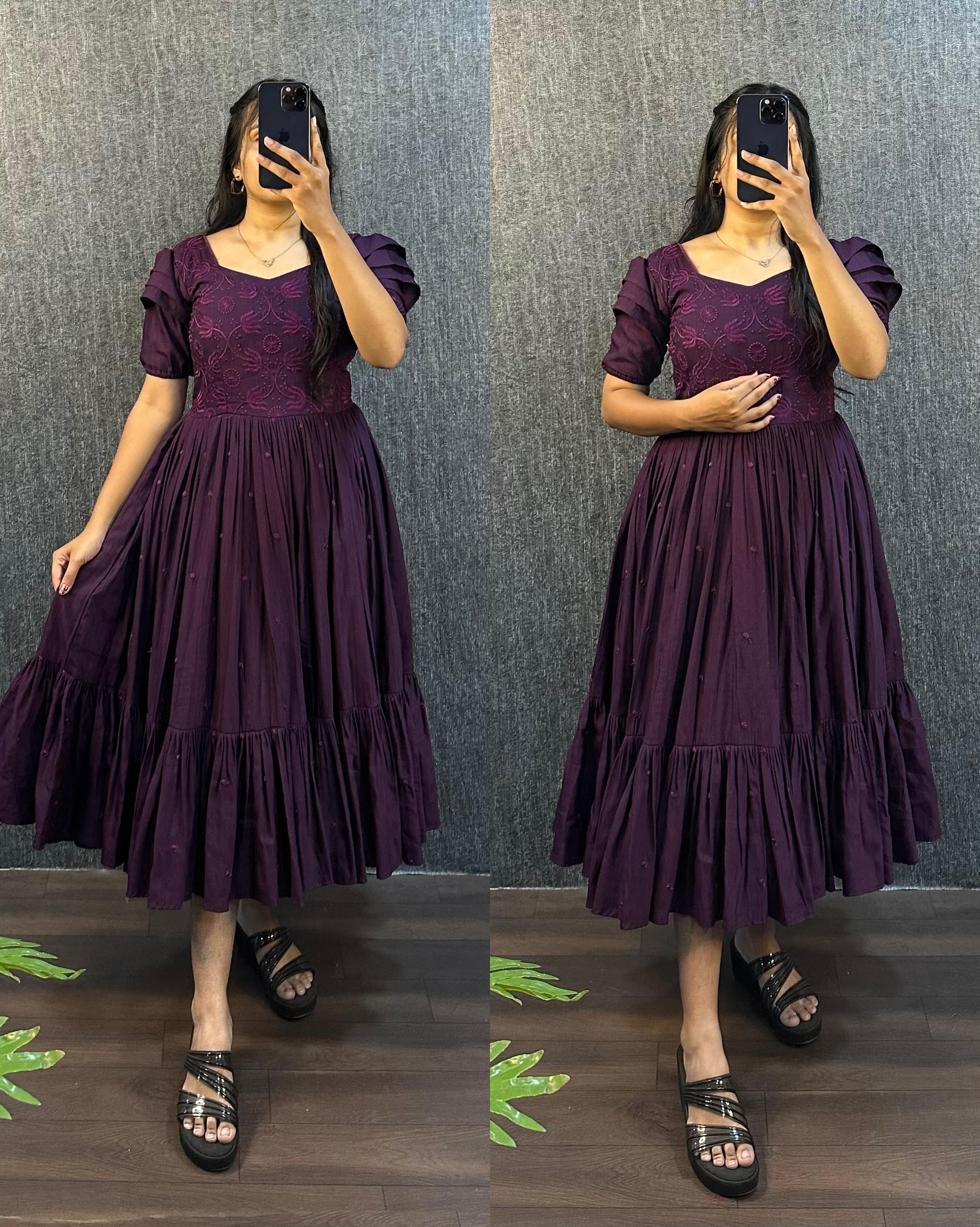 Cafe Gowns of Sundari work with unique style hands