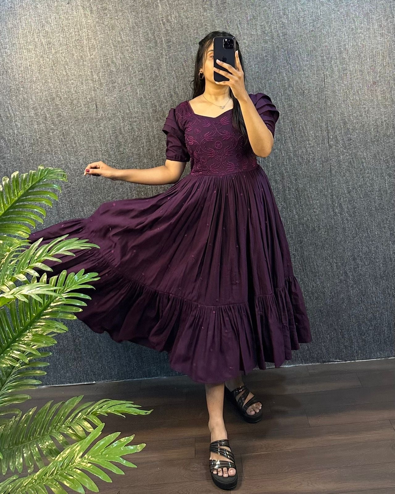 Cafe Gowns of Sundari work with unique style hands