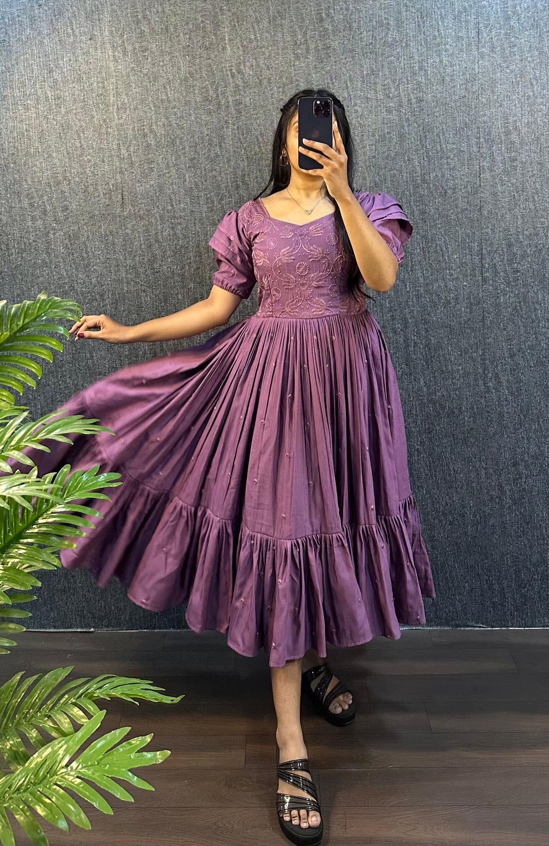 Cafe Gowns of Sundari work with unique style hands