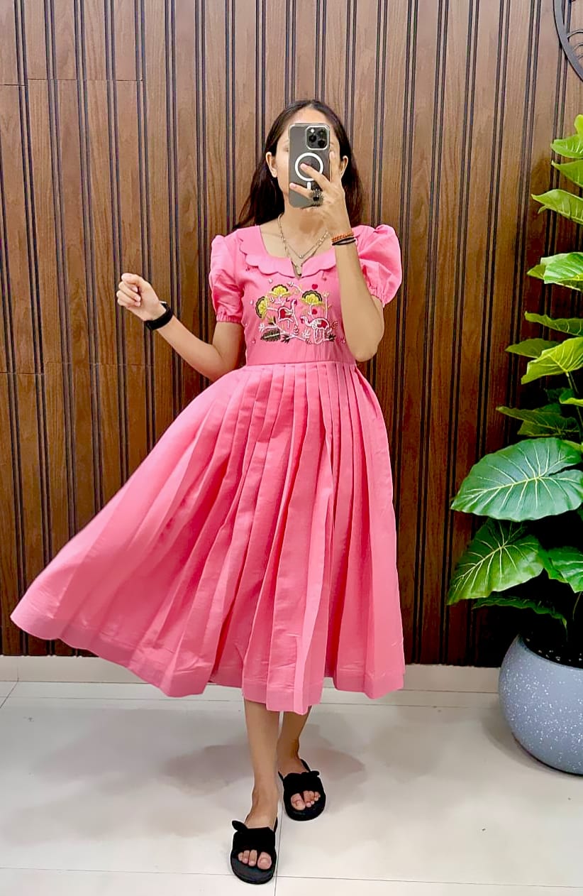 Cafe Gowns of new Model Handwork Barbie Model