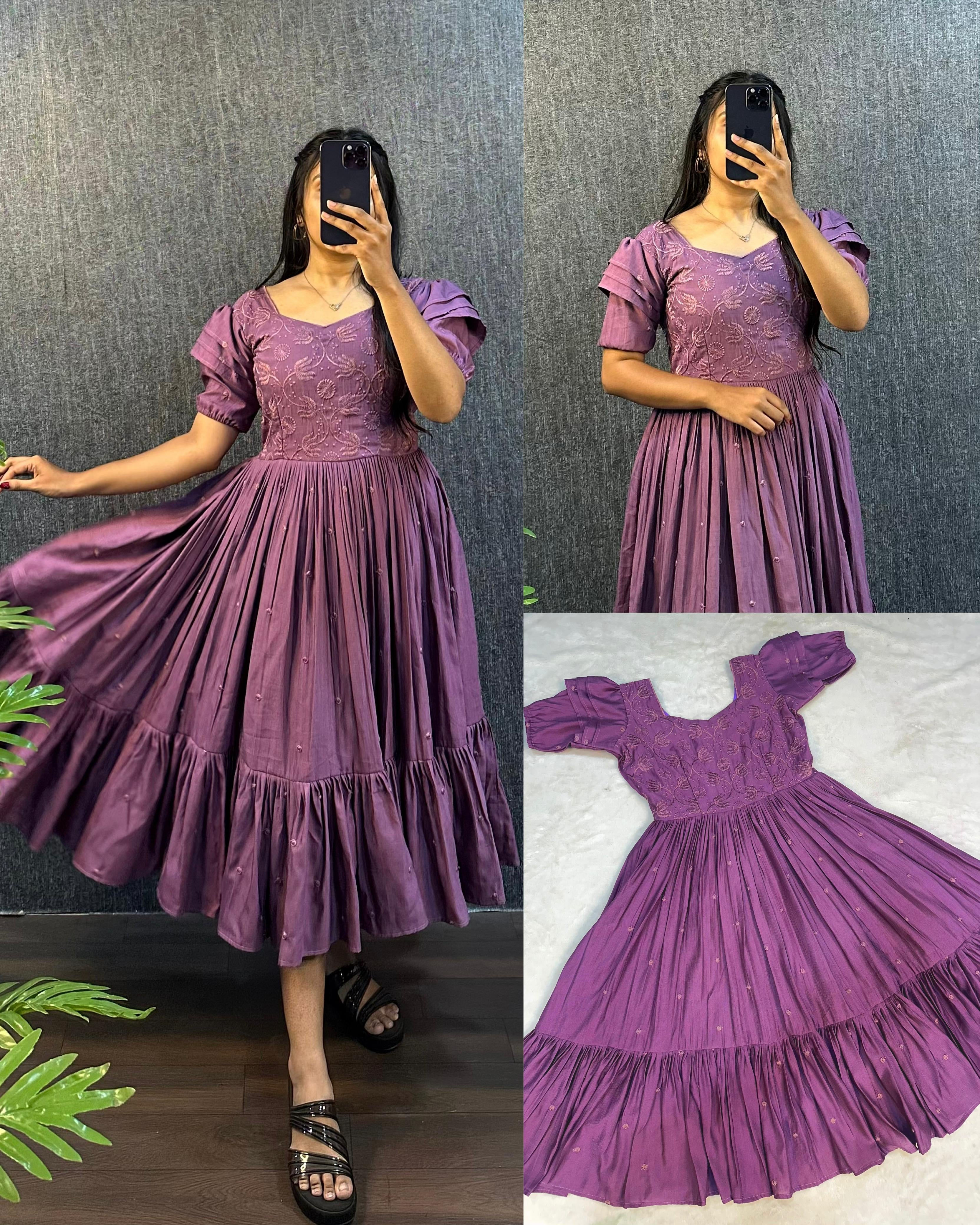 Cafe Gowns of Sundari work with unique style hands