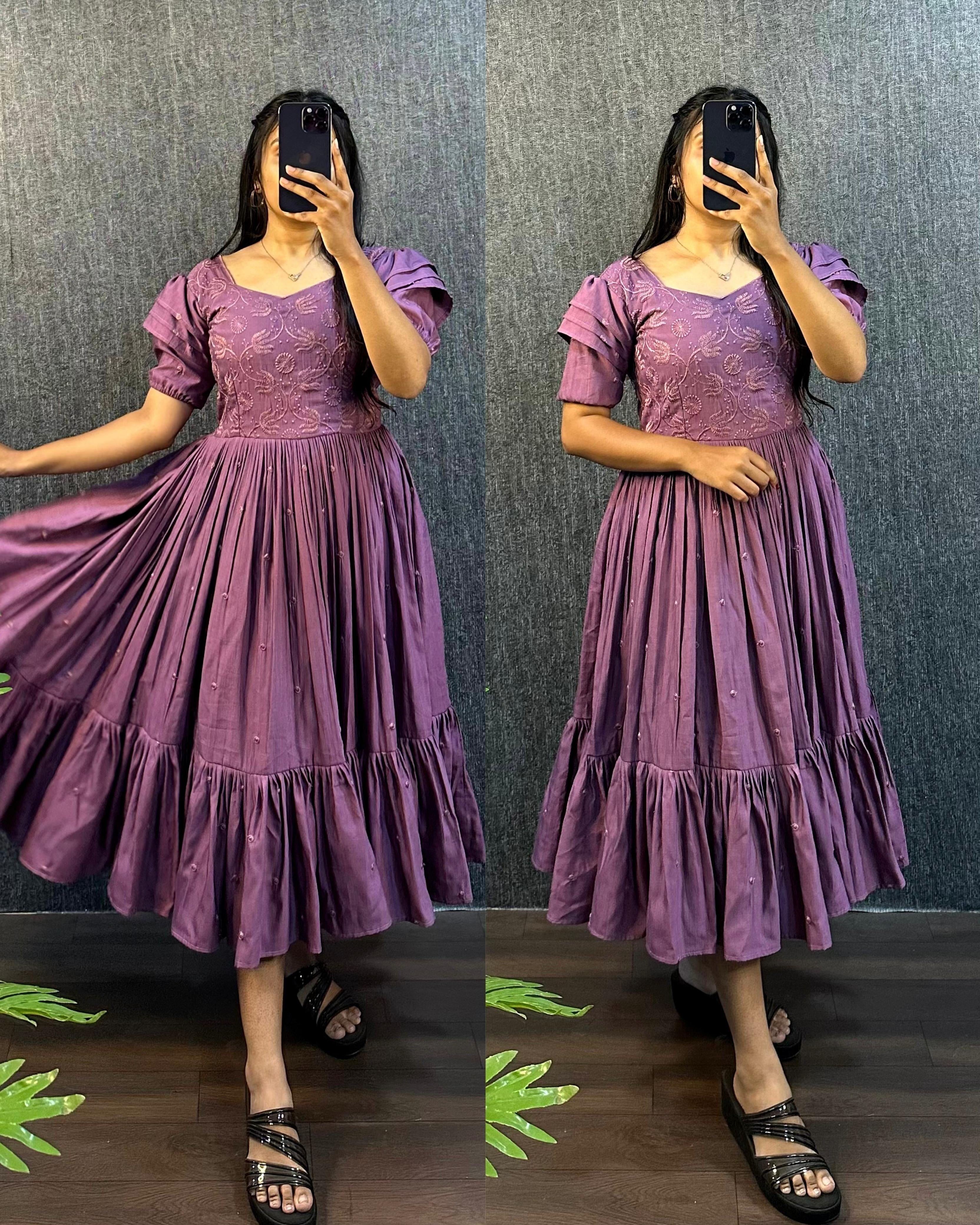 Cafe Gowns of Sundari work with unique style hands