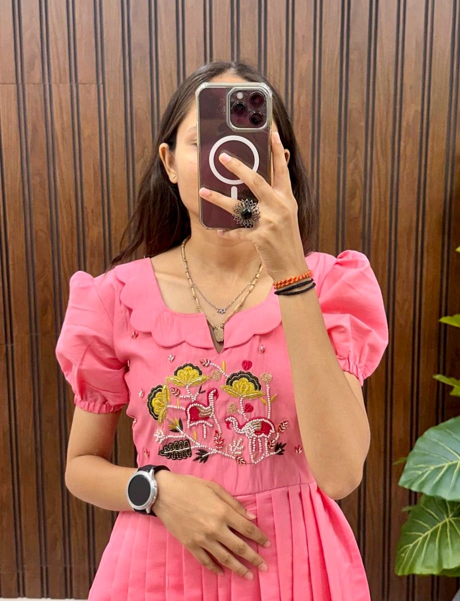 Cafe Gowns of new Model Handwork Barbie Model