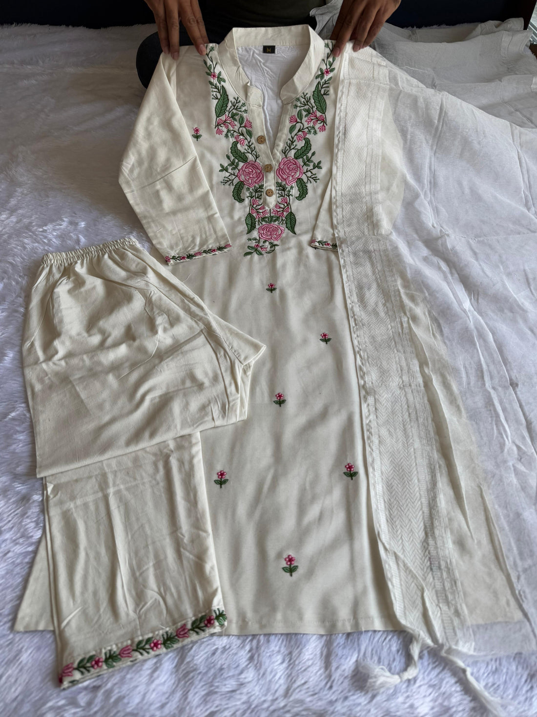 Khadi cotton beautiful embroidery kurti set