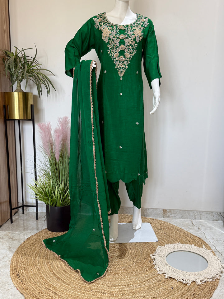 Dola Silk Kurti Pant Set with Chinon Dupatta – Premium Ethnic 3PC Set