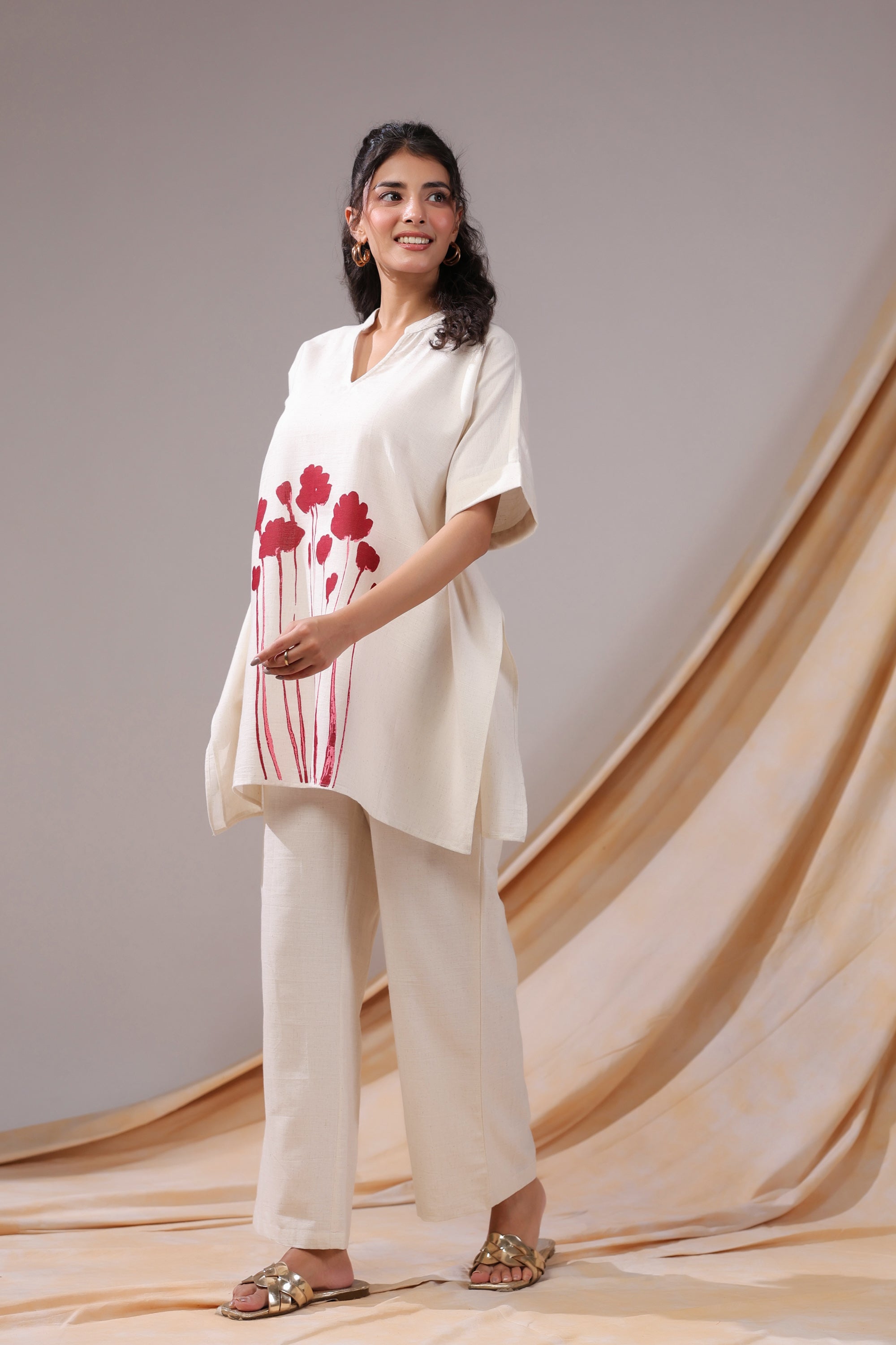 Off-White And Red Floral Print Tunic Cotton Flex Co-ord Set