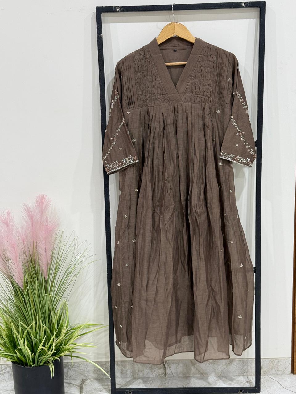 Pure Banarasi Mul Chanderi 3 Piece Kurta Set with Organza Dupatta – Heavy Handwork Ethnic Wear