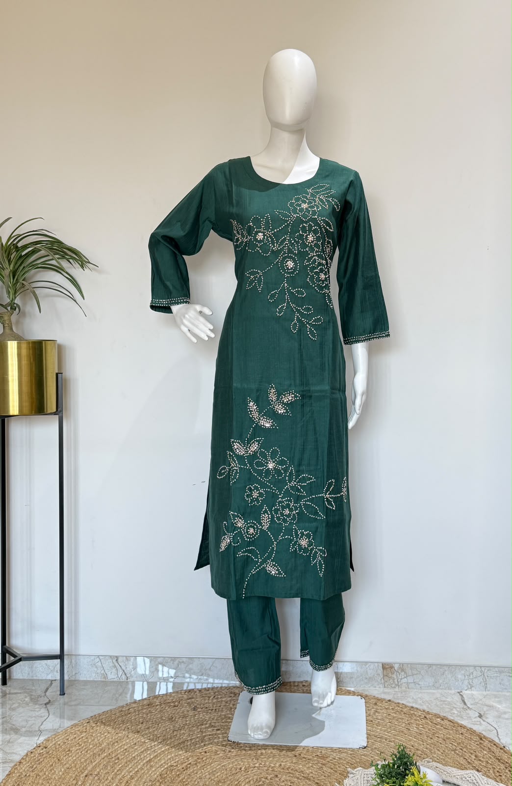 Emerald Green Roman Silk Embellished Kurti Pant Set
