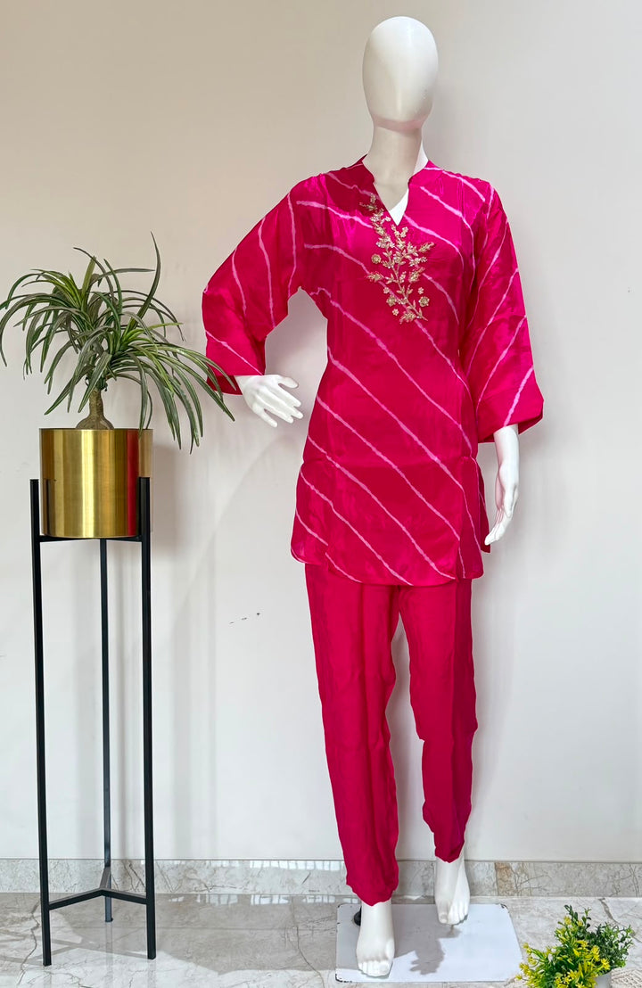 Fuchsia Pink Heavy Organza febric with Handwork detailing Co-Ord Set with Santoon Bottom( lining in top)