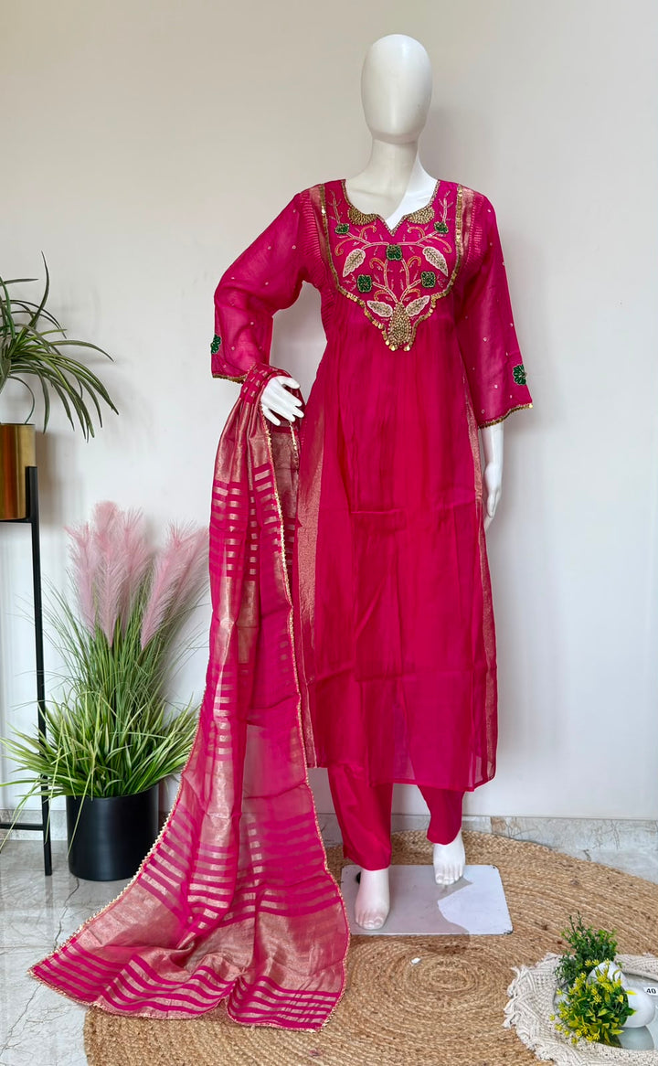 Pure Banarasi Mul Chanderi Handwork Kurta Pant Set with Tissue Dupatta | Lining Inside |