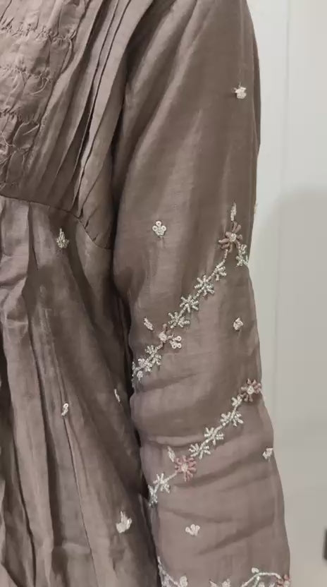 Pure Banarasi Mul Chanderi 3 Piece Kurta Set with Organza Dupatta – Heavy Handwork Ethnic Wear
